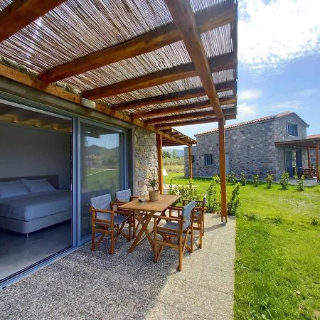 سكالا إيريسو Lithos Villas المظهر الخارجي الصورة