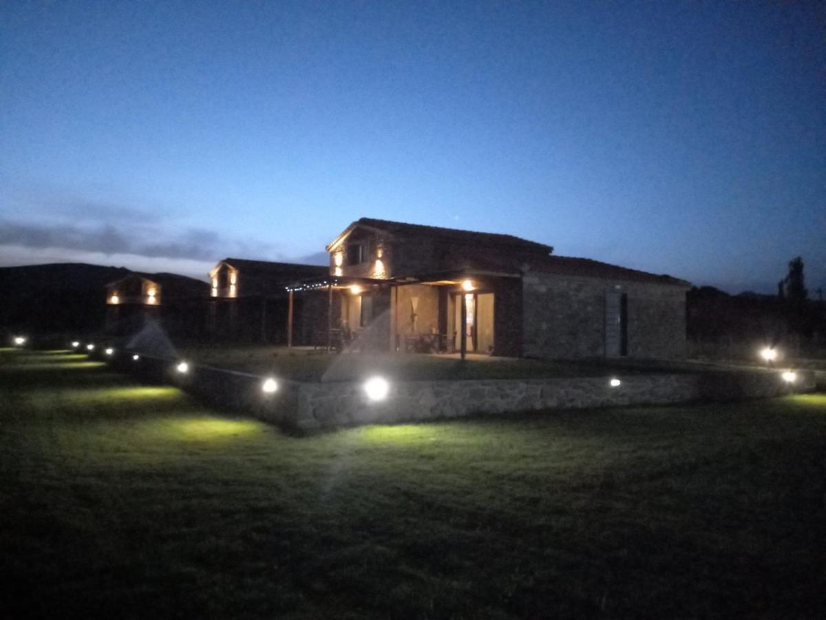 سكالا إيريسو Lithos Villas المظهر الخارجي الصورة